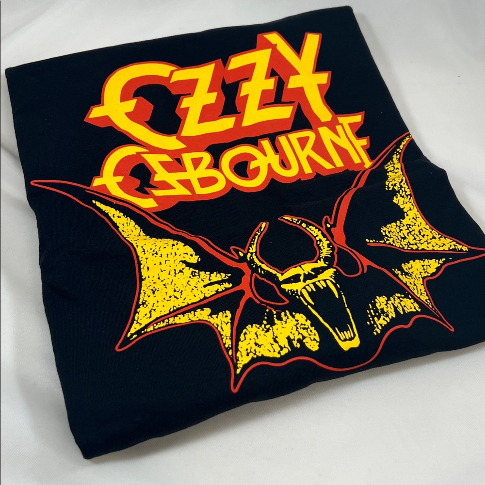 Global  Ozzy Ozbourne t-shirt